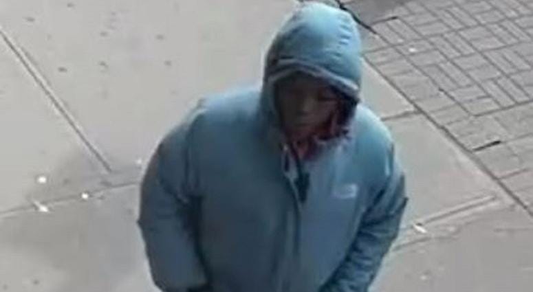 Woman On The Loose After Subway Attack With Possible Mace Woman On The Loose After Subway Attack With Possible Mace