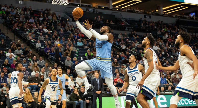 Jae Crowder to the rack Grizzlies get a baskete from Jae Crowder
