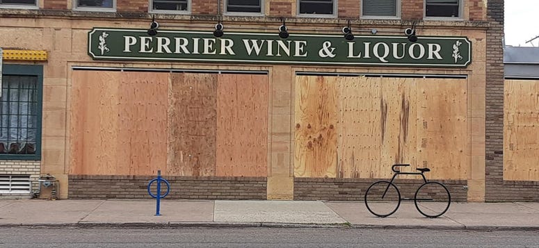 Grand Ave Boarded up
