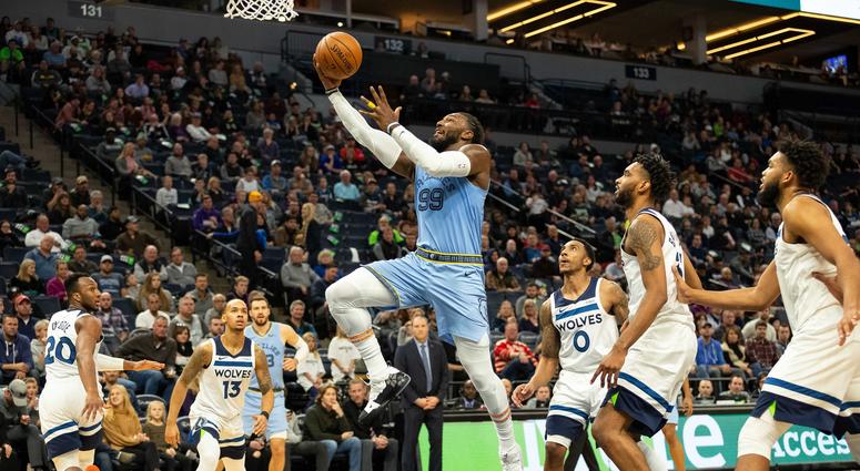 Jae Crowder to the rack Grizzlies get a baskete from Jae Crowder