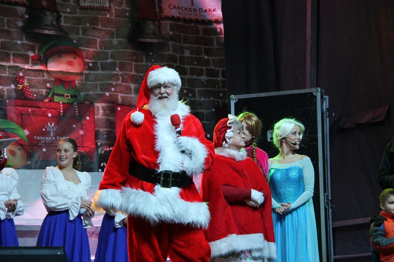 2019 Crocker Park tree lighting