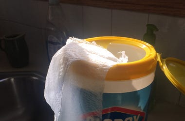DIY Cleaning Wipes
