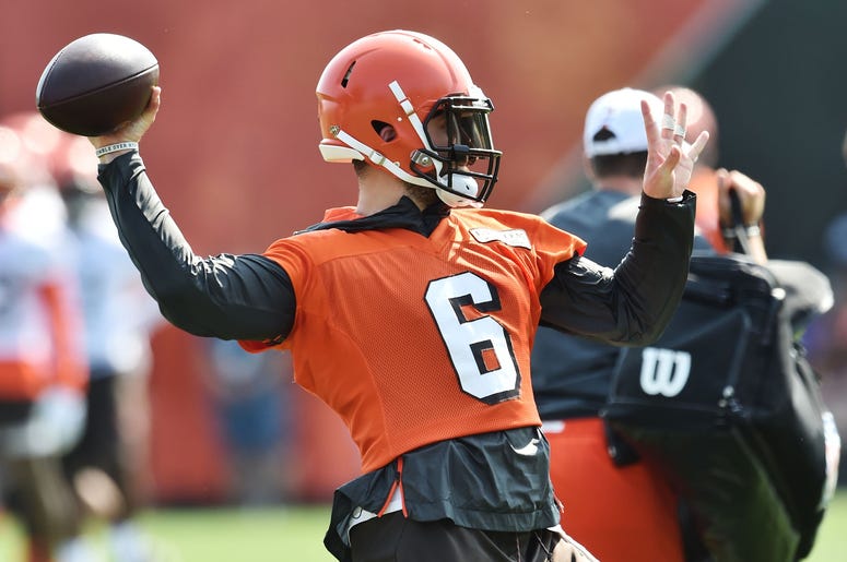 Cleveland Browns quarterback Baker Mayfield (6) throws a pass during training camp at the Cleveland Browns Training Complex Cleveland Browns quarterback Baker Mayfield (6) throws a pass during training camp at the Cleveland Browns Training Complex