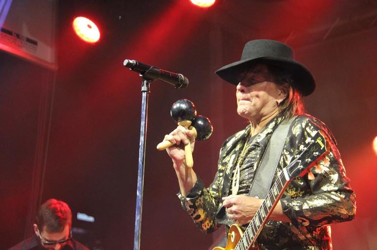 Richie Sambora & Orianthi RSO Perform at The Rock & Roll Hall of Fame & Museum Richie Sambora & Orianthi RSO Perform at The Rock & Roll Hall of Fame & Museum