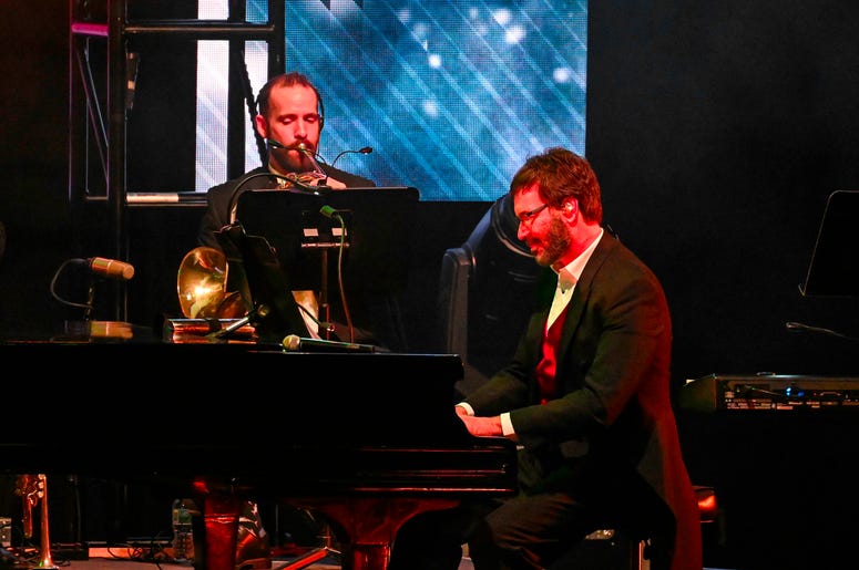 WEST PALM BEACH, FL - NOVEMBER 21: Mannheim Steamroller in concert at The Kravis Center in West Palm Beach, Florida on November 21, 2018. WEST PALM BEACH, FL - NOVEMBER 21: Mannheim Steamroller in concert at The Kravis Center in West Palm Beach, Florida on November 21, 2018.
