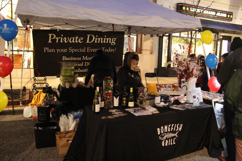 2019 Crocker Park tree lighting