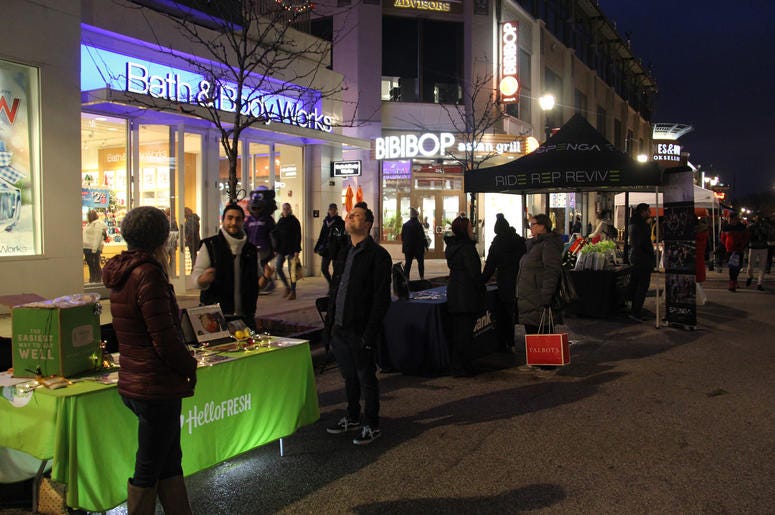 2019 Crocker Park tree lighting