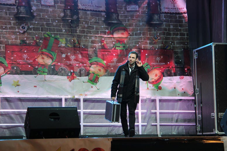 2019 Crocker Park tree lighting