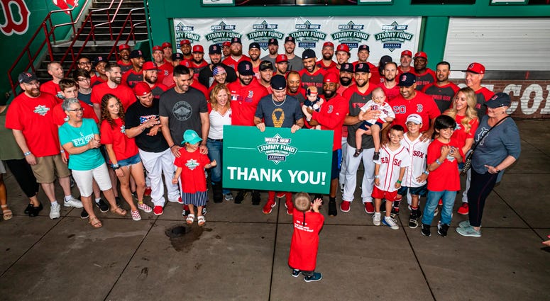 Red Sox team photo with kids Red Sox team photo with kids