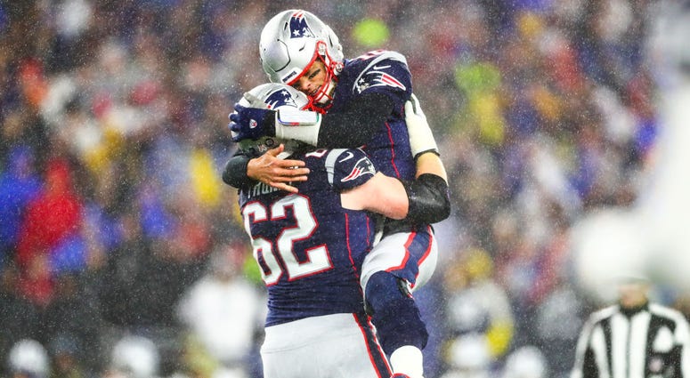 Tom Brady, Joe Thuney