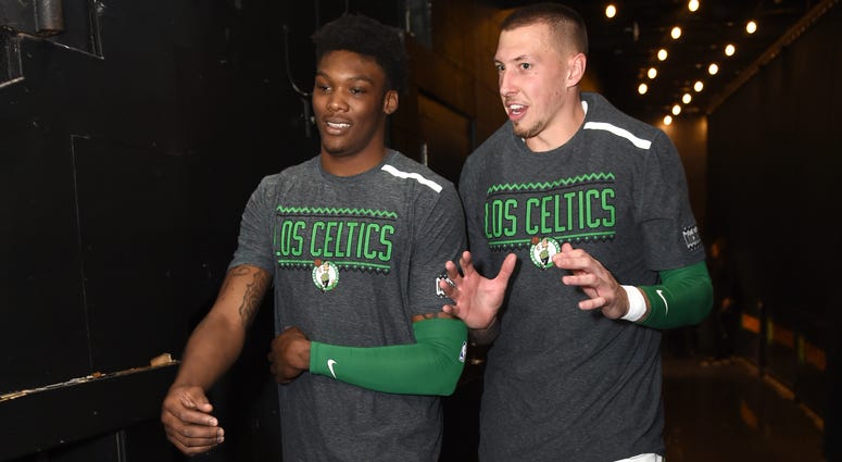 Robert Williams and Daniel Theis