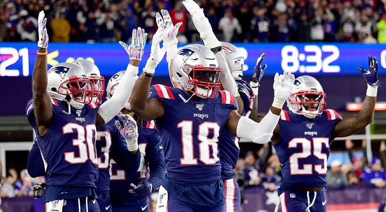 Matthew Slater and the Patriots celebrate a Kyle Van Noy touchdown
