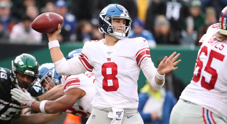 Giants quarterback Daniel Jones passes against the Jets on Nov. 10, 2019, at MetLife Stadium. Giants quarterback Daniel Jones passes against the Jets on Nov. 10, 2019, at MetLife Stadium.