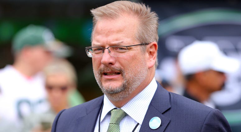 Oct 15, 2017; East Rutherford, NJ, USA; New York Jets general manager Mike Maccagnan on the sidelines before a game against the New England Patriots at MetLife Stadium. Mandatory Credit: Brad Penner-USA TODAY Sports Oct 15, 2017; East Rutherford, NJ, USA; New York Jets general manager Mike Maccagnan on the sidelines before a game against the New England Patriots at MetLife Stadium. Mandatory Credit: Brad Penner-USA TODAY Sports