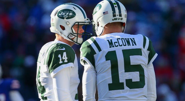 Sam Darnold and Josh McCown talk during a time-out in the second quarter at New Era Field. Sam Darnold and Josh McCown talk during a time-out in the second quarter at New Era Field.