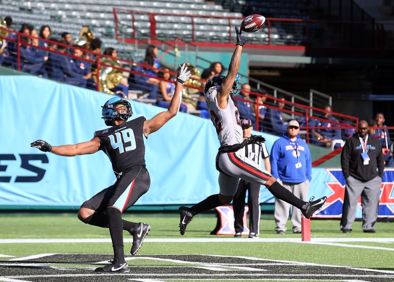Dravon Askew-Henry of the New York Guardians breaks up a pass intended for Donald Parham #49 of the Dallas Renegades at an XFL football game against the Dallas Renegades on March 07, 2020 in Arlington, Texas. Dravon Askew-Henry of the New York Guardians breaks up a pass intended for Donald Parham #49 of the Dallas Renegades at an XFL football game against the Dallas Renegades on March 07, 2020 in Arlington, Texas.