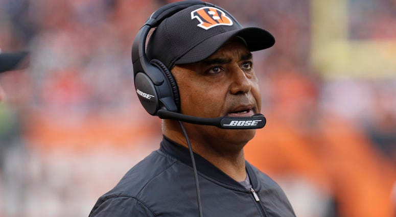 Nov 25, 2018; Cincinnati, OH, USA; Cincinnati Bengals head coach Marvin Lewis watches from the sideline during the second half against the Cleveland Browns at Paul Brown Stadium. Mandatory Credit: David Kohl-USA TODAY Sports Nov 25, 2018; Cincinnati, OH, USA; Cincinnati Bengals head coach Marvin Lewis watches from the sideline during the second half against the Cleveland Browns at Paul Brown Stadium. Mandatory Credit: David Kohl-USA TODAY Sports