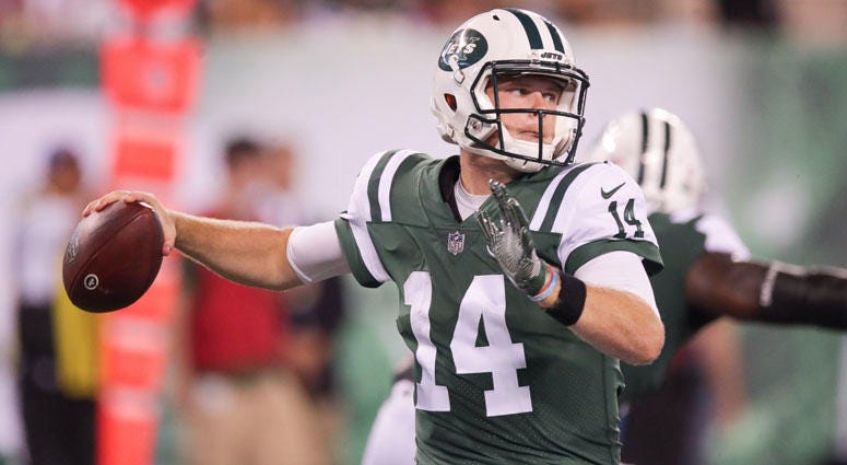 Sam Darnold (14) throws a pass against the Atlanta Falcons during a preseason game on Aug. 10, 2018, at MetLife Stadium. Sam Darnold (14) throws a pass against the Atlanta Falcons during a preseason game on Aug. 10, 2018, at MetLife Stadium.
