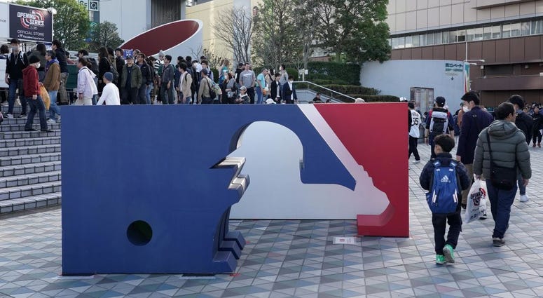 MLB