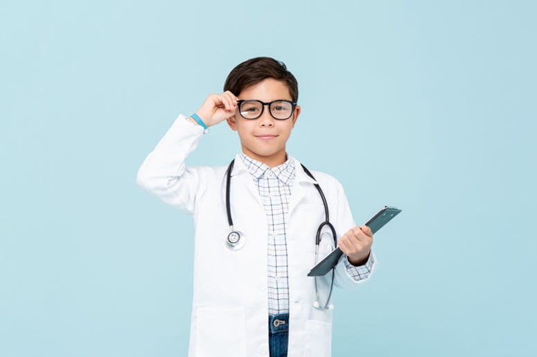 DOC SHOW AUDIO: Jessie Perfumes It Up For Her Doctor