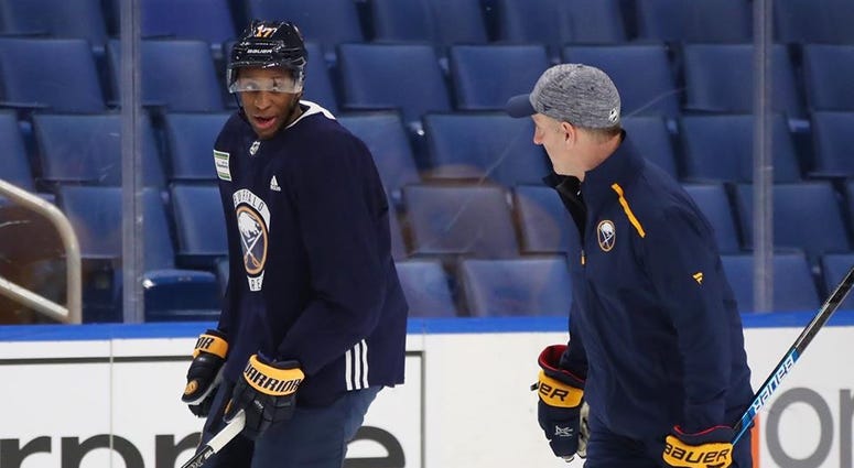 Wayne Simmonds and Ralph Krueger