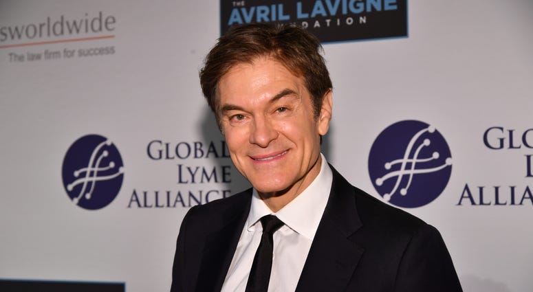 Dr. Oz attends the Global Lyme Alliance fifth annual New York City Gala on October 10, 2019. Dr. Oz