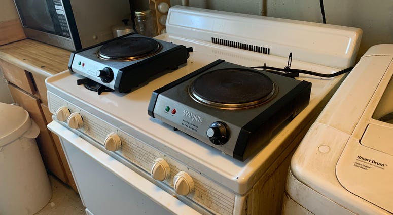 Hot plates given to residents of NYCHA Marlboro Houses in Brooklyn Hot plates given to residents of NYCHA Marlboro Houses in Brooklyn