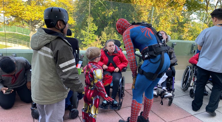 NYPD ESU officer dresses as Spiderman for sick kids NYPD ESU officer dresses as Spiderman for sick kids