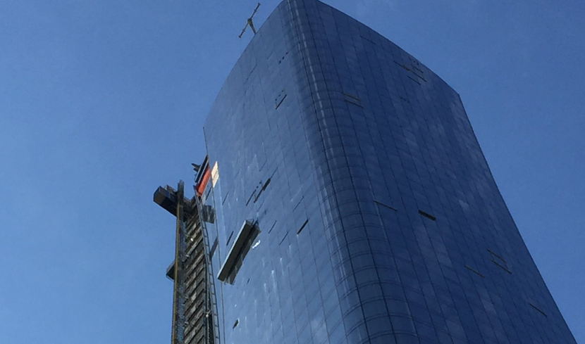 The FDNY rescued two stranded window washers from a Lower Manhattan high-rise. The FDNY rescued two stranded window washers from a Lower Manhattan high-rise.