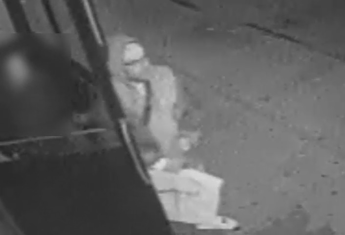 Police are looking for a man who attacked a woman inside the lobby of a Ludlow Street building. Police are looking for a man who attacked a woman inside the lobby of a Ludlow Street building.