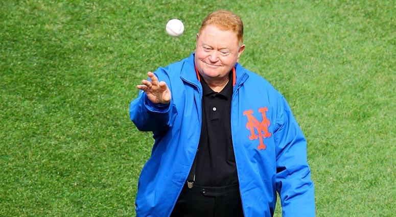 Mets great Rusty Staub throws first pitch at CitiField in 2013