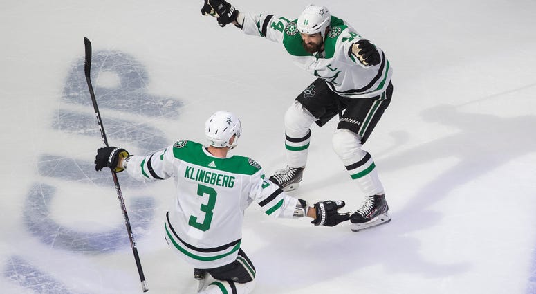 Stars Win 5 4 In Ot To Tie Flames After Pavelski Hat Trick 1010 Wins