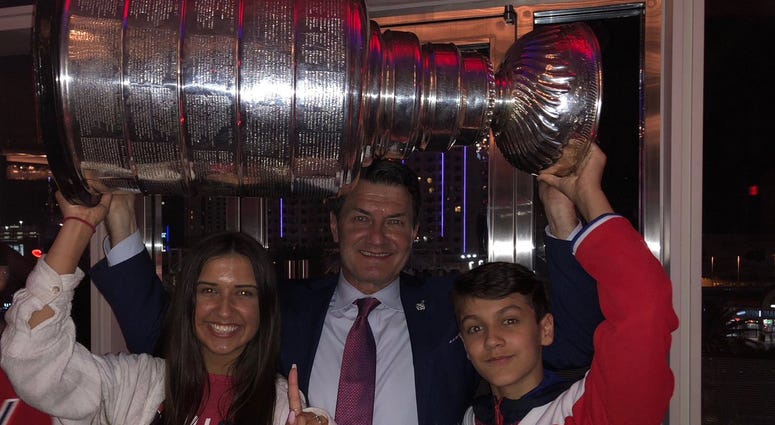 Alan May shares the Stanley Cup with his children Alan_May_Stanley_Cup