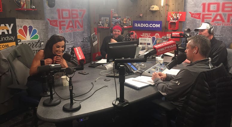 Lisa_Ann_Junkies3