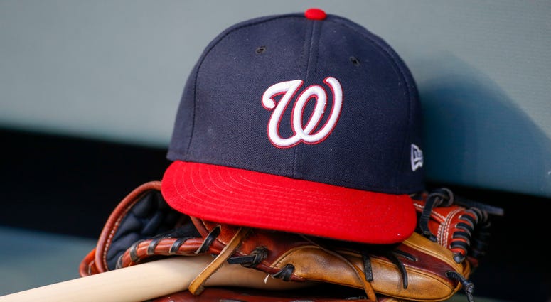 Washington Nationals hat and glove. washington_nationals_hat