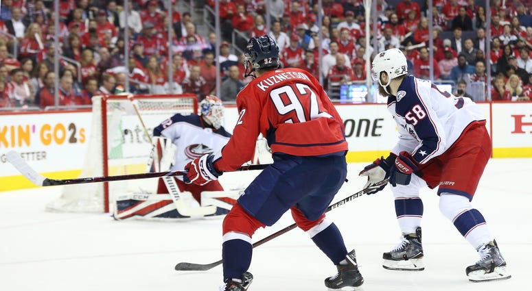 Evgeny Kuznetsov puts the Caps on the board in Game 1 Evgeny_Kuznetsov_Goal
