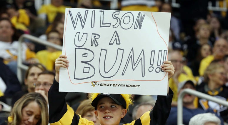 Fans of the Pittsburgh Penguins penguins_fan