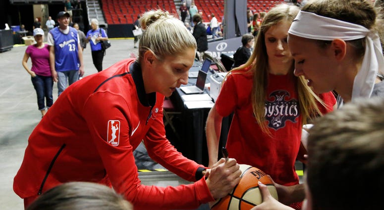 Elena Delle Donne of the Washington Mystics elena_delle_donne_mystics
