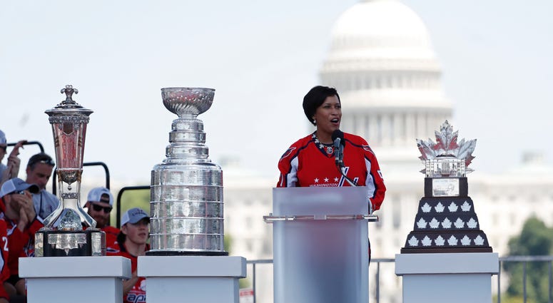 DC Mayor Muriel Bowser speaks at the Washington Capitals' Stanley Cup victory parade. Mayor_Muriel_Bowser