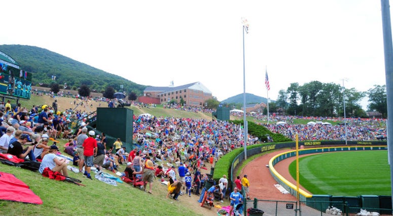 Loudoun South of South Riding, VA won first game at LLWS. Loudoun South beats Rhode Island at LLWS with combined no-hitter