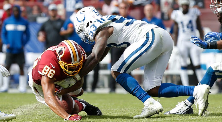 Jordan Reed fumbles against the Indianapolis Colts. Jordan_Reed