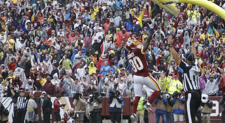 Jamison Crowder celebrates scoring a touchdown against the Packers Jamison_Crowder_Touchdown