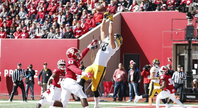 Iowa tight end T.J. Hockenson makes a leaping touchdown catch. Iowa tight end T.J. Hockenson is a prospect at the NFL Combine the Redskins should watch.