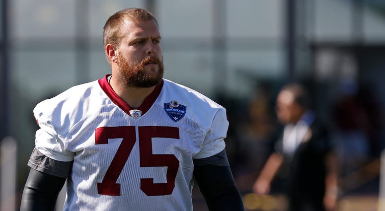 Brandon Scherff prepares for practice. Report: Brandon Scherff to sign franchise tender