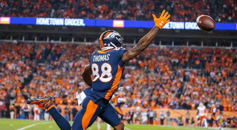 Demaryius Thomas is unable to catch an overthrown pass from Case Keenum Demaryius_Thomas