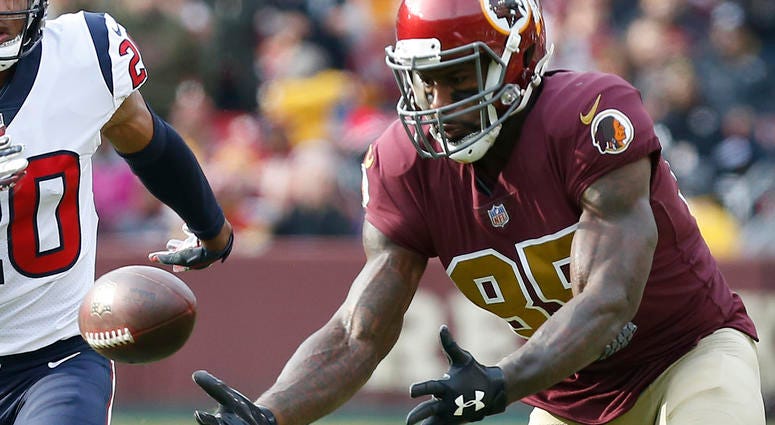 Vernon Davis of the Washington Redskins vernon_davis_redskins