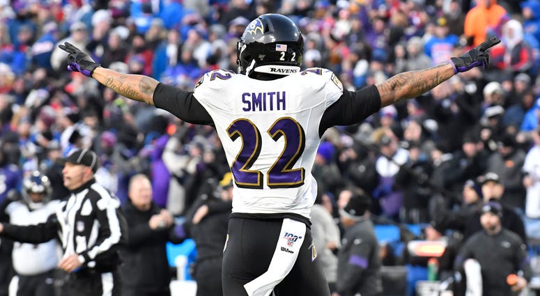 Jimmy Smith celebrates a win against the Bills