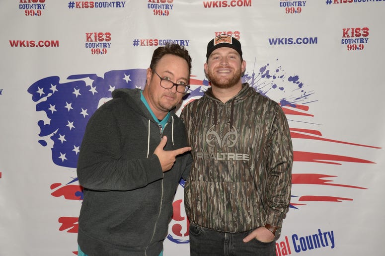 Meet Greet Photos With Jon Langston Chili Cookoff 2019 Wkis