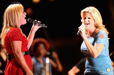 TRISHA YEARWOOD KELLY CLARKSON