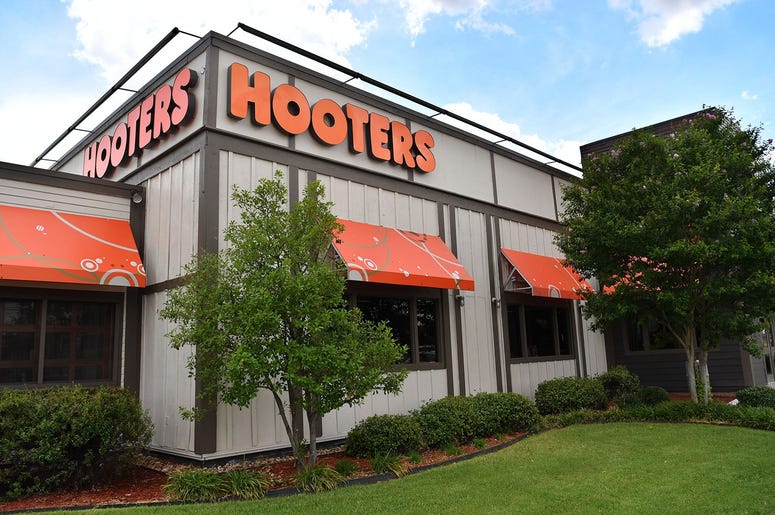 First Responders Eat Free At Hooters Monday First Responders Eat Free At Hooters Monday